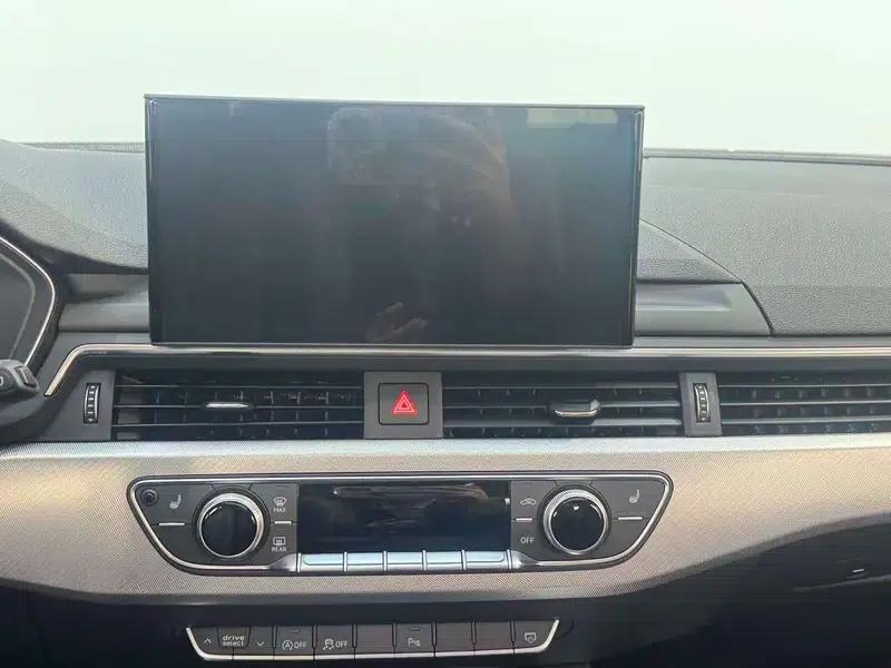 2021 Audi A4 (Imported) Avant 40 TFSI Fashion Dynamic Edition — миниатюра 13