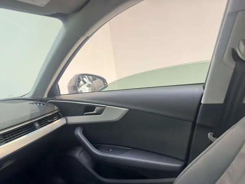 2021 Audi A4 (Imported) Avant 40 TFSI Fashion Dynamic Edition — миниатюра 10
