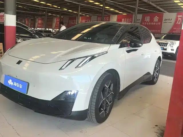 Lynk & Co Z20 2025 Model 530km RWD Pro
