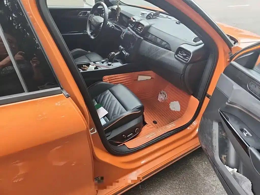Lynk & Co 02 Hatchback 2021 2.0TD Halo Driving Package Edition — миниатюра 21