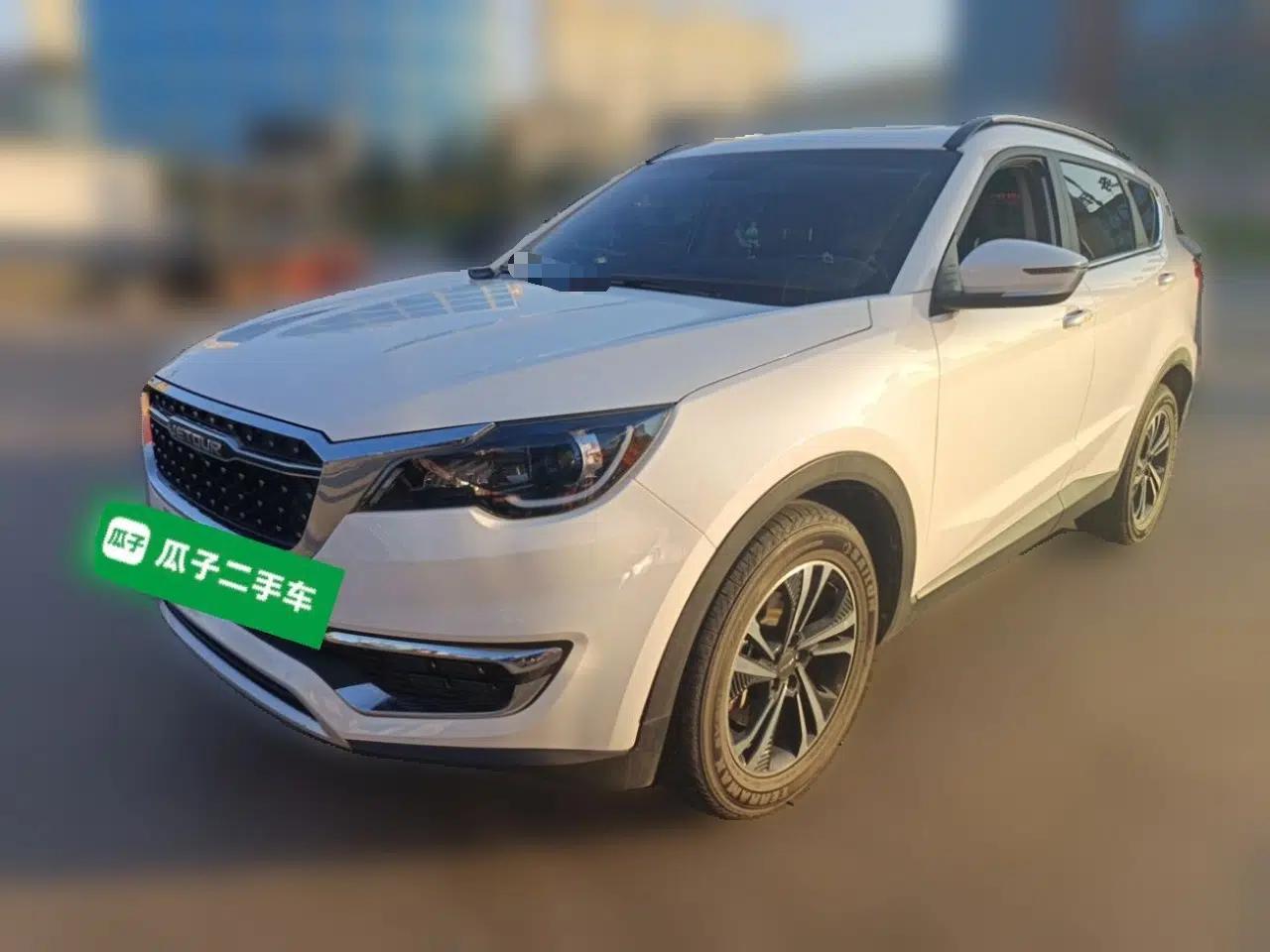 JETOUR X70 2023 1.5T DCT Flagship Edition 5 Seats — миниатюра 1