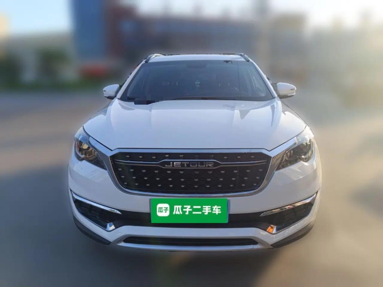 JETOUR X70 2023 1.5T DCT Flagship Edition 5 Seats — миниатюра 2