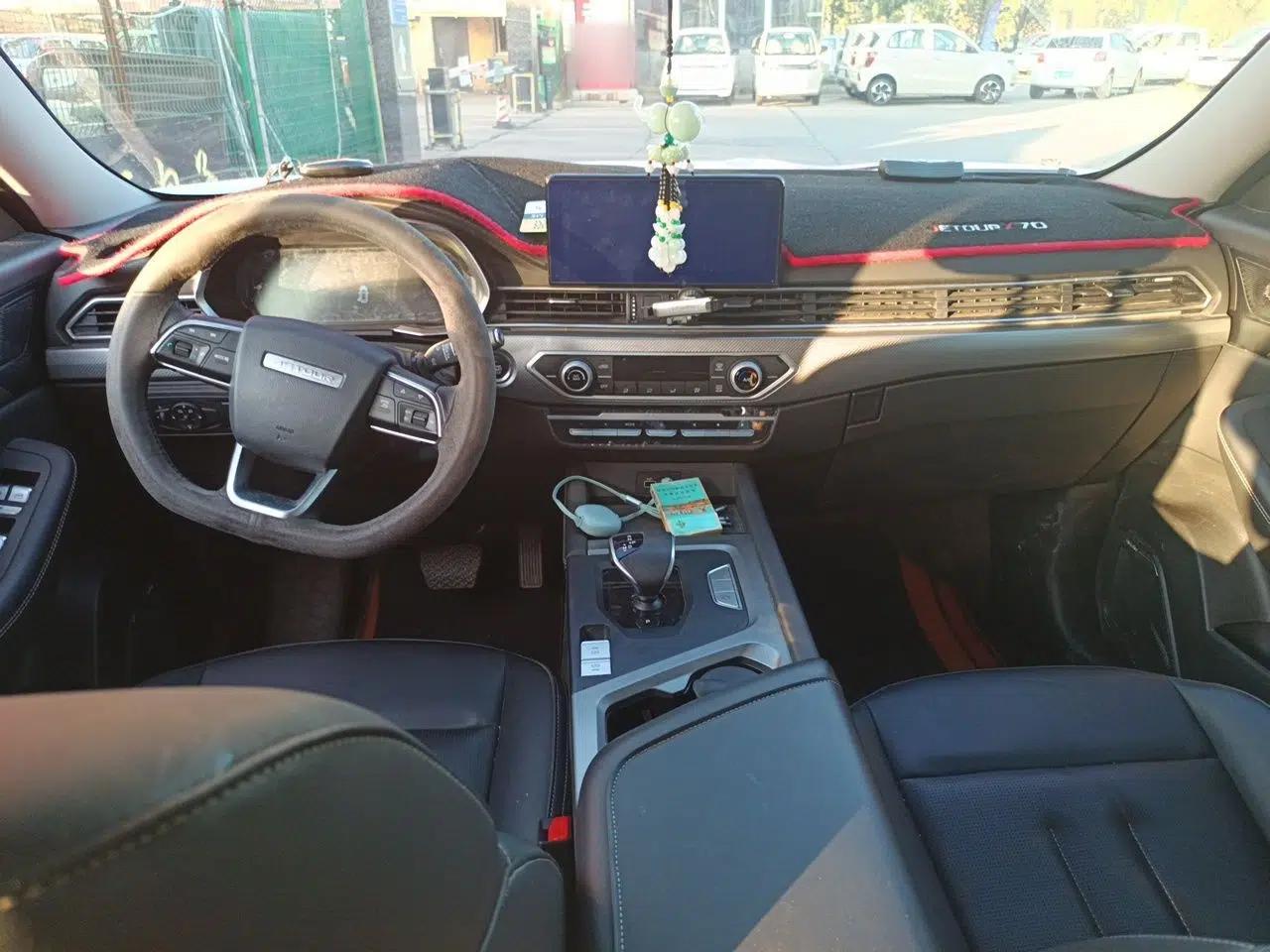 JETOUR X70 2023 1.5T DCT Flagship Edition 5 Seats — миниатюра 6
