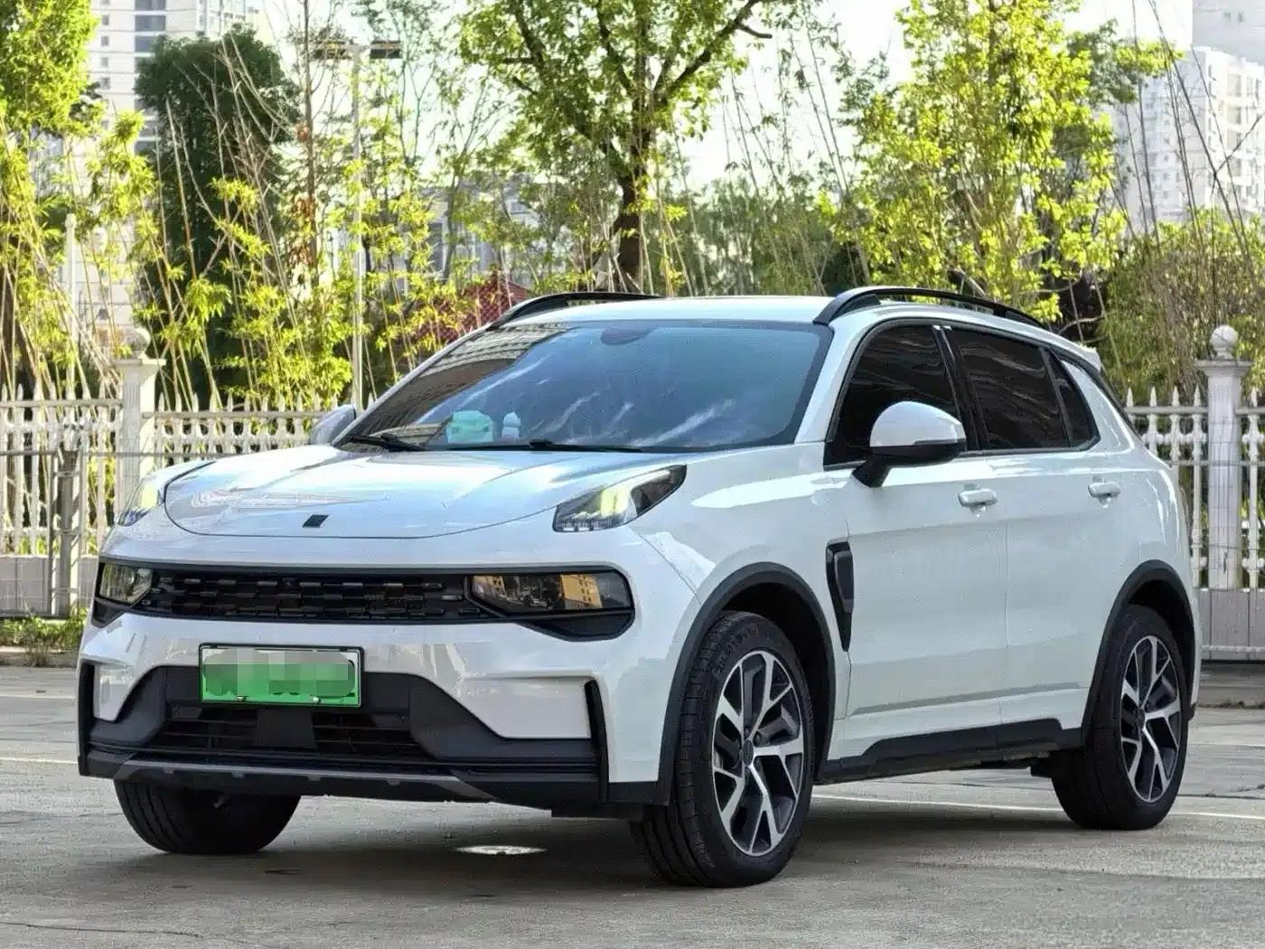 Lynk & Co 01 EM-P 2022 1.5TD PHEV Plus — миниатюра 1