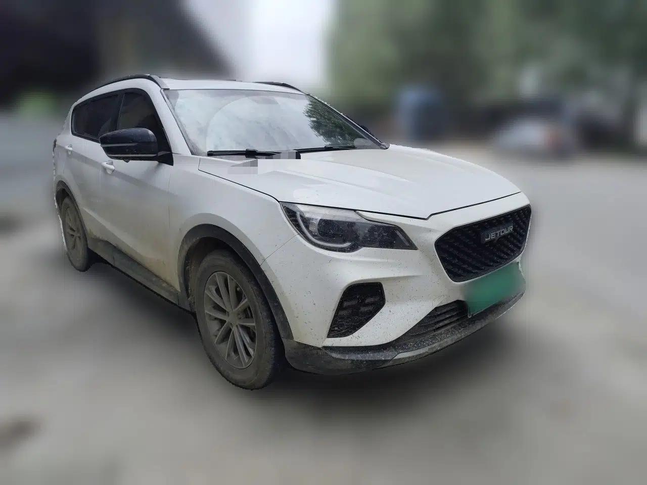 JETOUR X70 Coupe 2020 1.6T DCT Cool 6-Seater — миниатюра 3