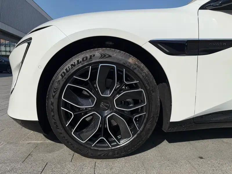 Avita 12 2026 Max Dual Motor Rear-Wheel Drive All-Electric Version — миниатюра 8