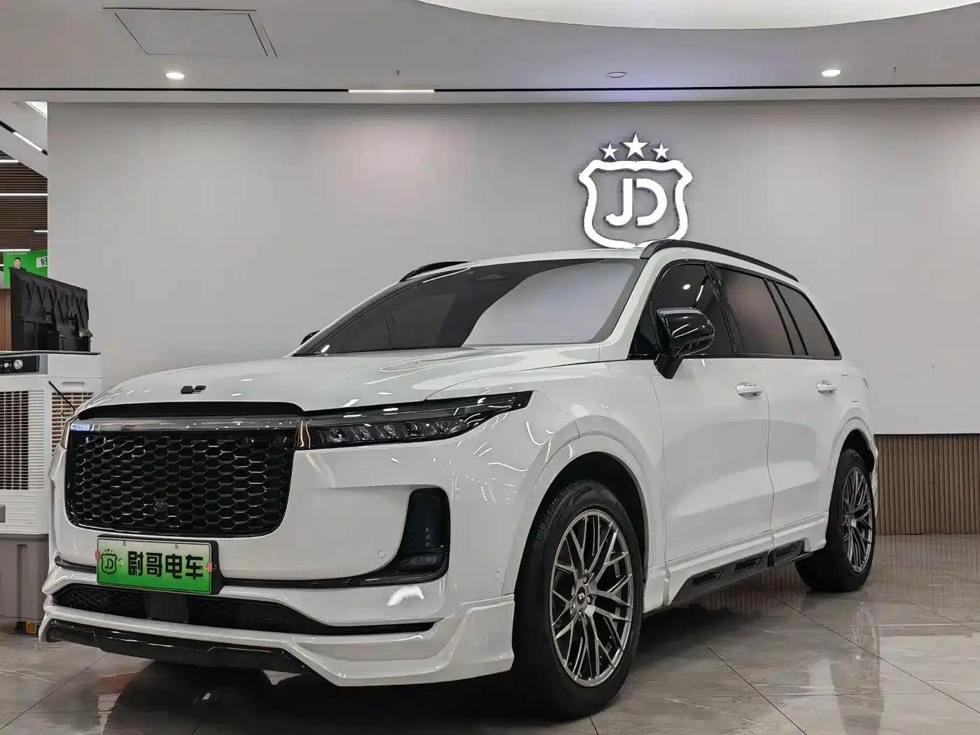 Li Auto ONE 2021 Extended Range 6-Seater — миниатюра 2