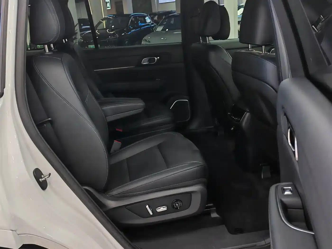 Li Auto ONE 2021 Extended Range 6-Seater — миниатюра 12