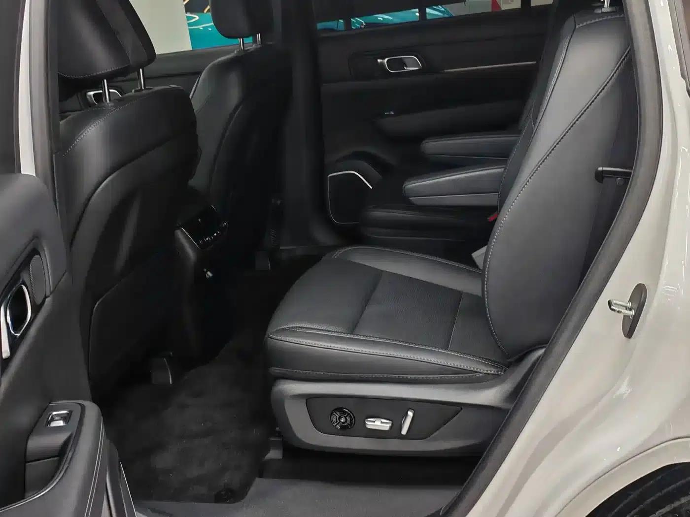 Li Auto ONE 2021 Extended Range 6-Seater — миниатюра 9