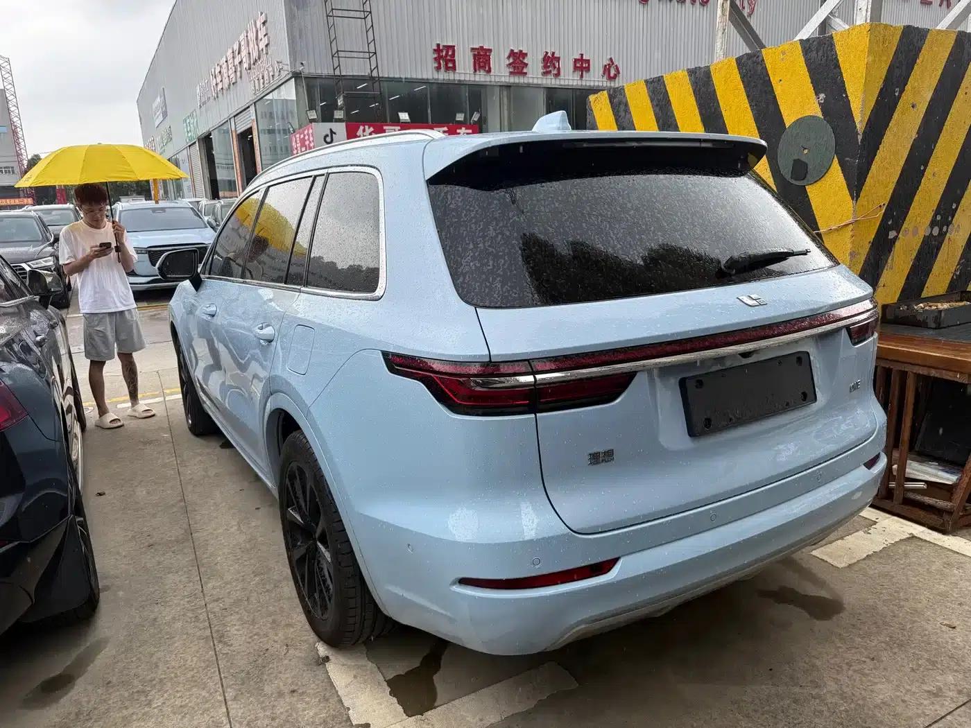 Li Auto ONE 2021 Extended Range 6-Seater — миниатюра 7