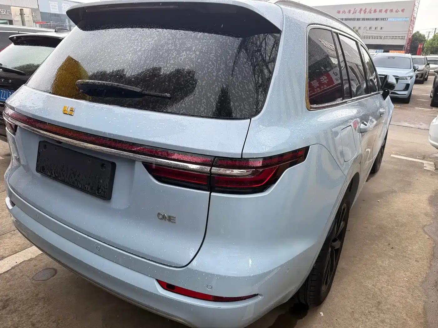 Li Auto ONE 2021 Extended Range 6-Seater — миниатюра 9