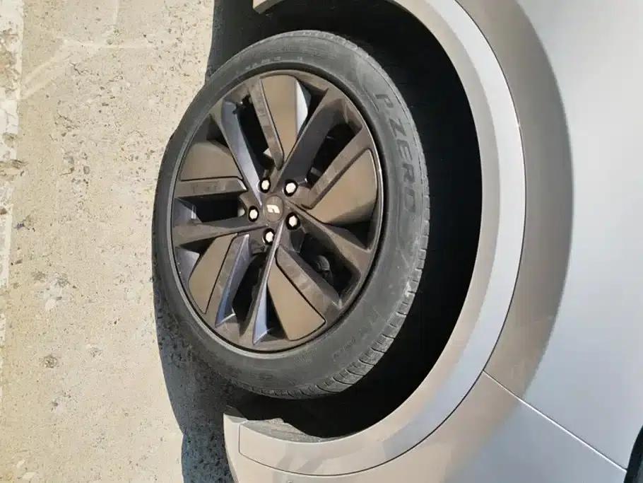 Li Auto L9 2022 Max — миниатюра 6