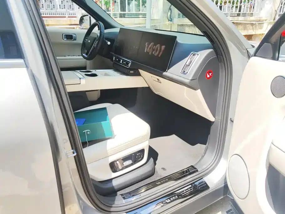 Li Auto L9 2022 Max — миниатюра 8