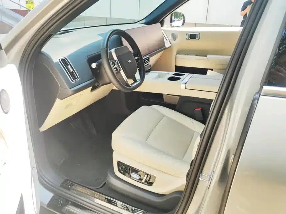 Li Auto L9 2022 Max — миниатюра 9