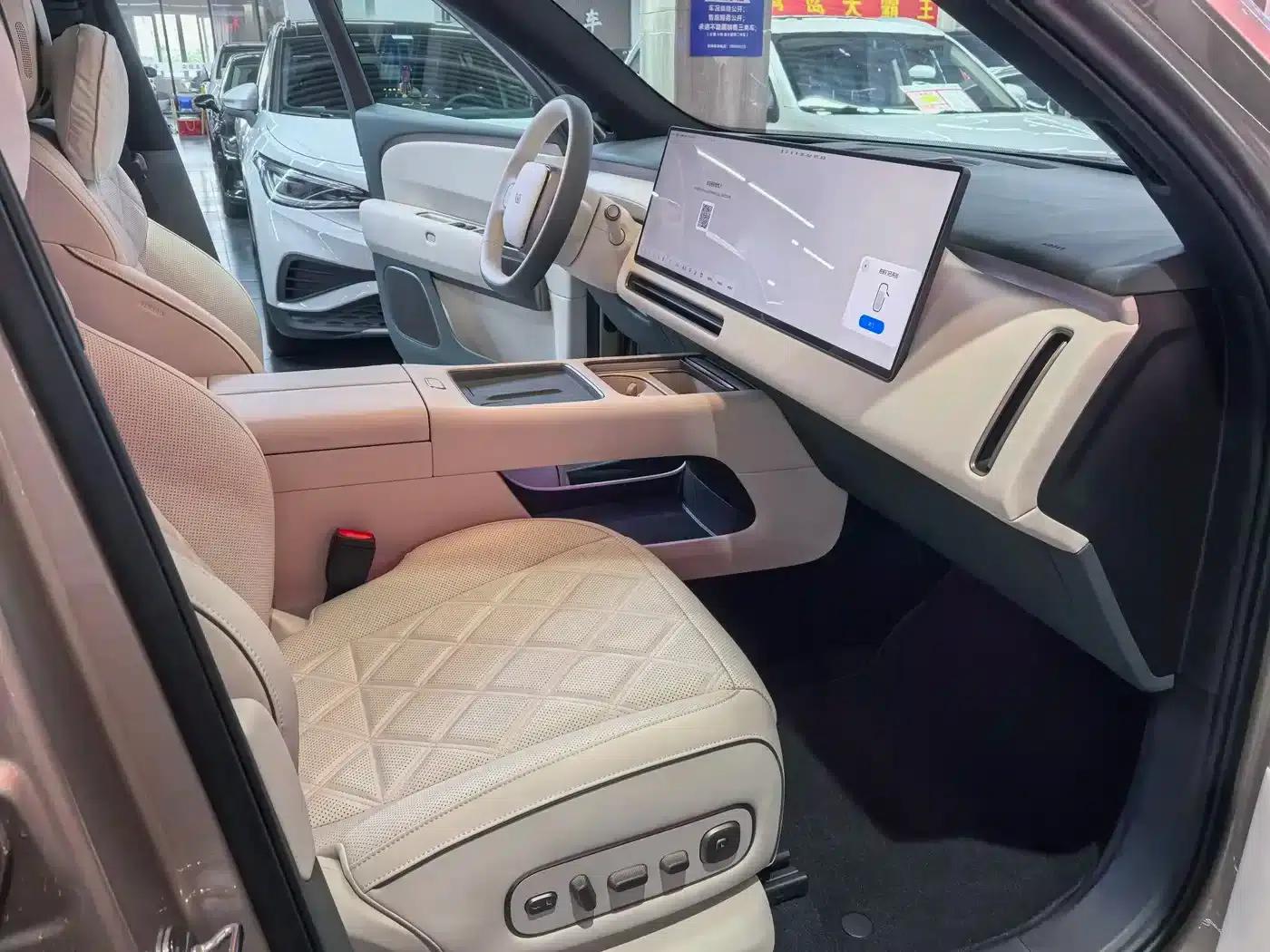 Li Auto L9 2026 Livis — миниатюра 9