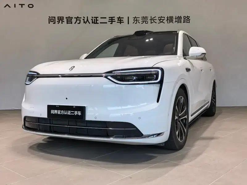 Wenjie M7 2026 Extended Range Ultra 6-Seat 4WD (192-line LiDAR) — миниатюра 1