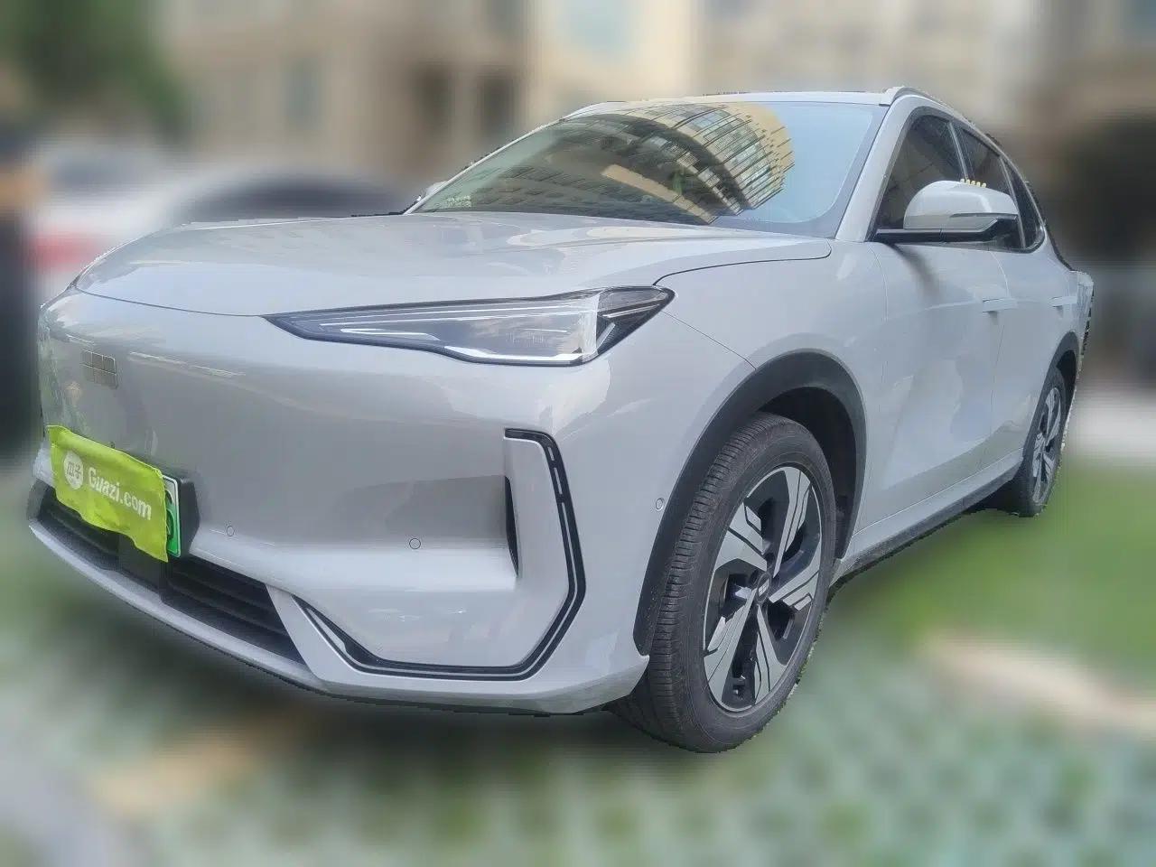 Geely Galaxy E5 2024 530km Starship Edition — миниатюра 1