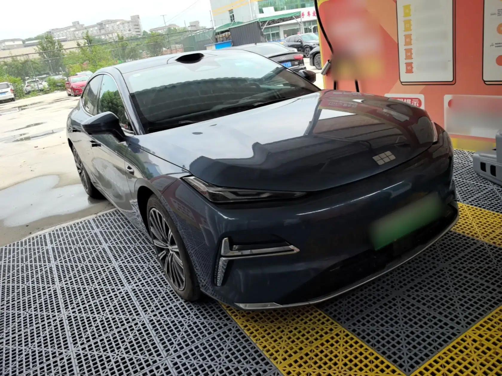 Geely Galaxy 8 2025 130km EM-P Starship Edition — миниатюра 3
