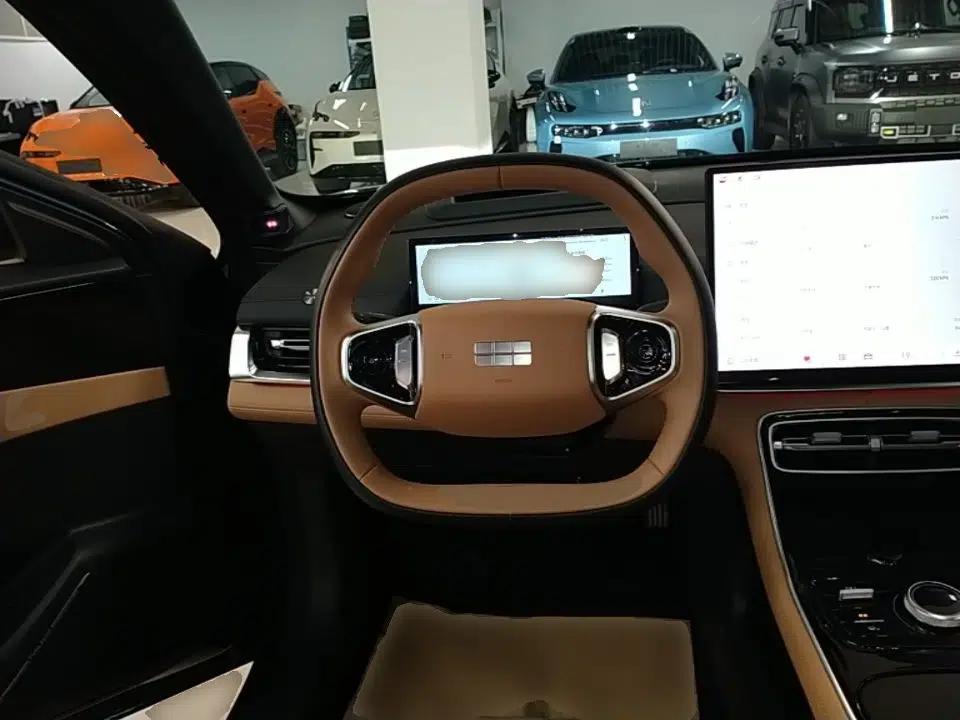 Geely Galaxy A7 2025 Model EM-i 150km Starship Edition — миниатюра 13
