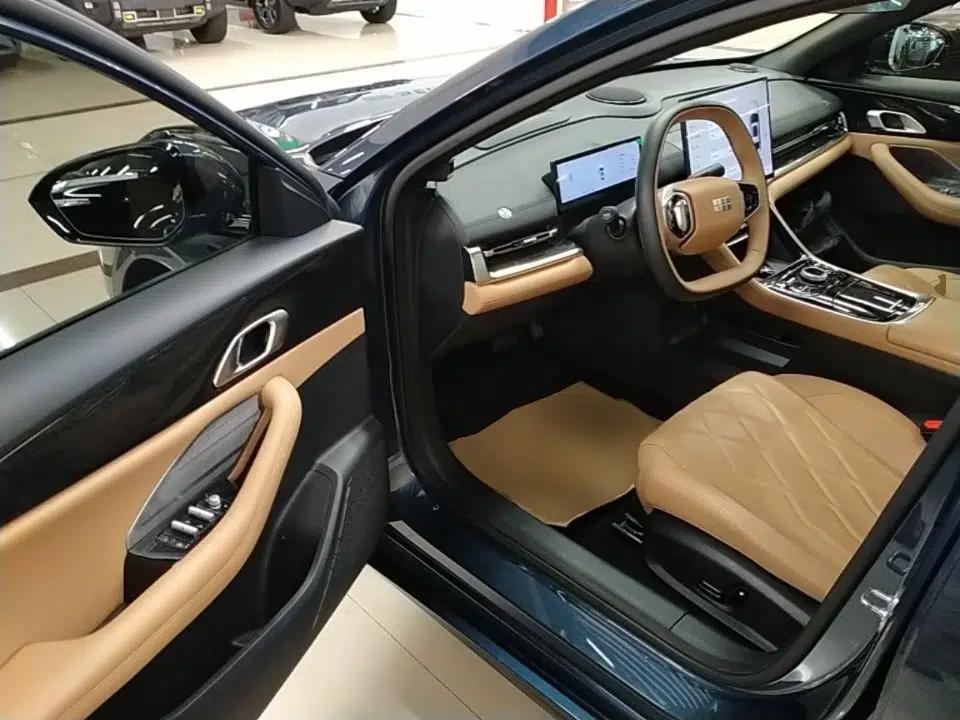 Geely Galaxy A7 2025 Model EM-i 150km Starship Edition — миниатюра 18