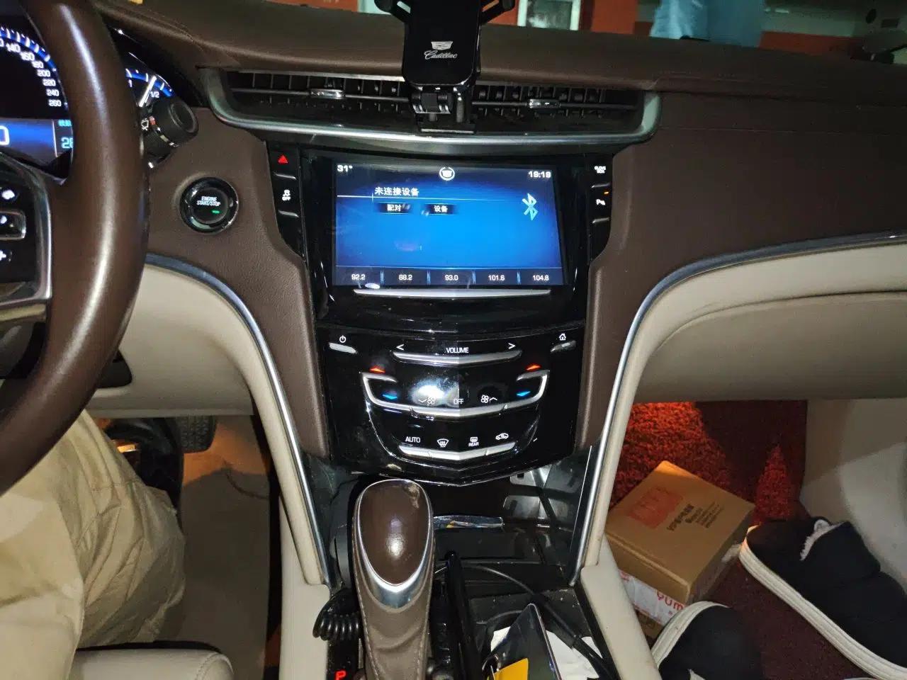 Cadillac XTS 2013 28T Comfort Model — миниатюра 13