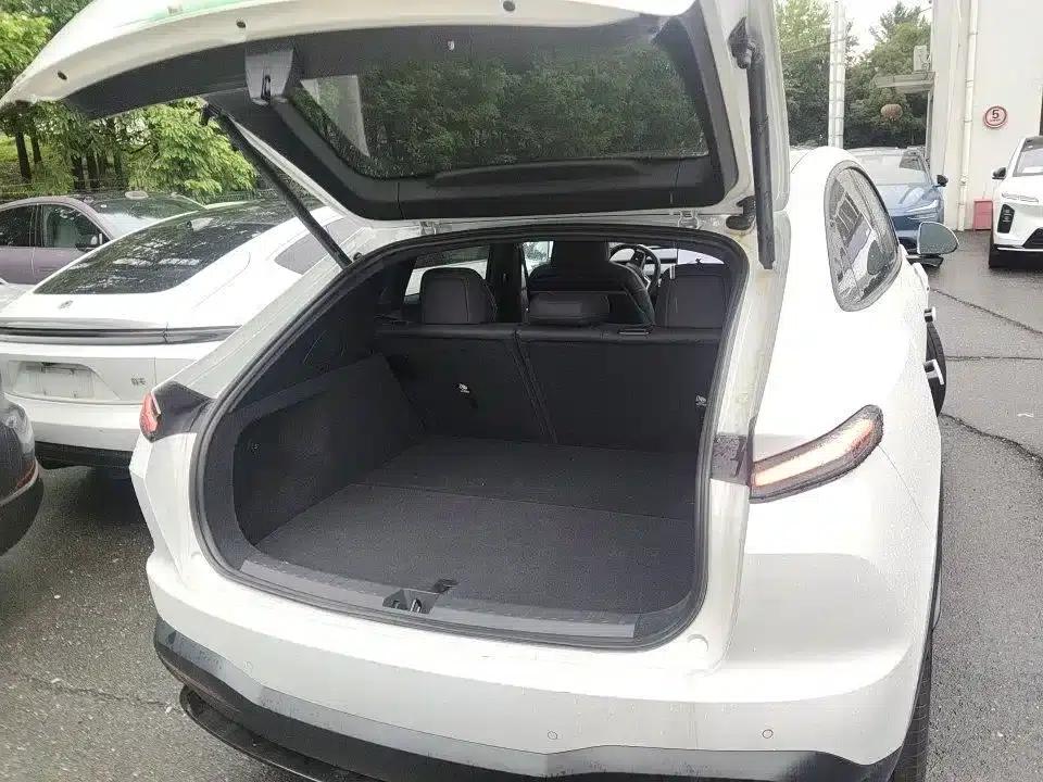 Chevrolet L60 2024 60kWh Rear-Wheel Drive — миниатюра 3