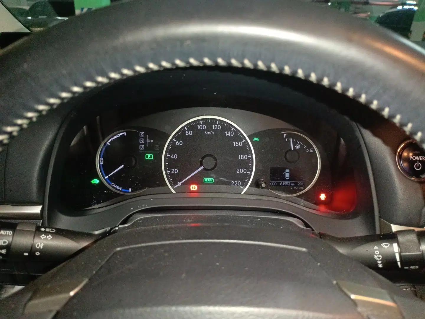 Lexus CT 2015 CT200h Night Rider Edition — миниатюра 11