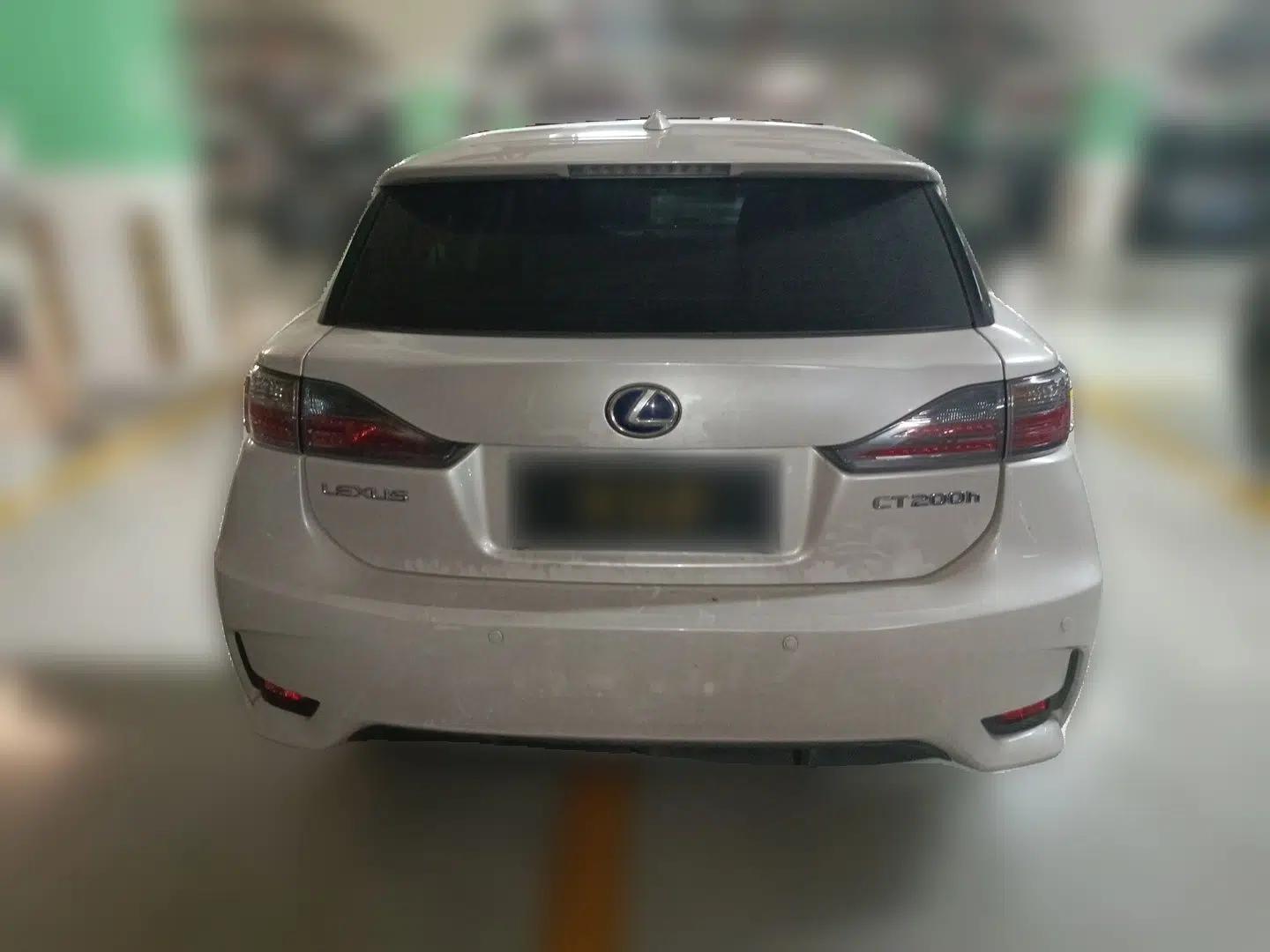 Lexus CT 2015 CT200h Night Rider Edition — миниатюра 5