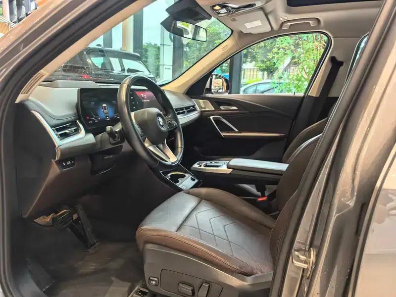 BMW iX1 2023 xDrive30L X Design Package — миниатюра 8