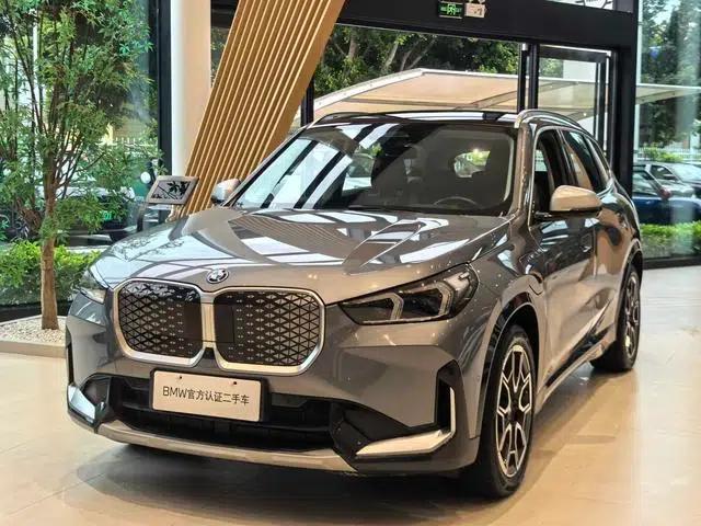 BMW iX1 2023 xDrive30L X Design Package