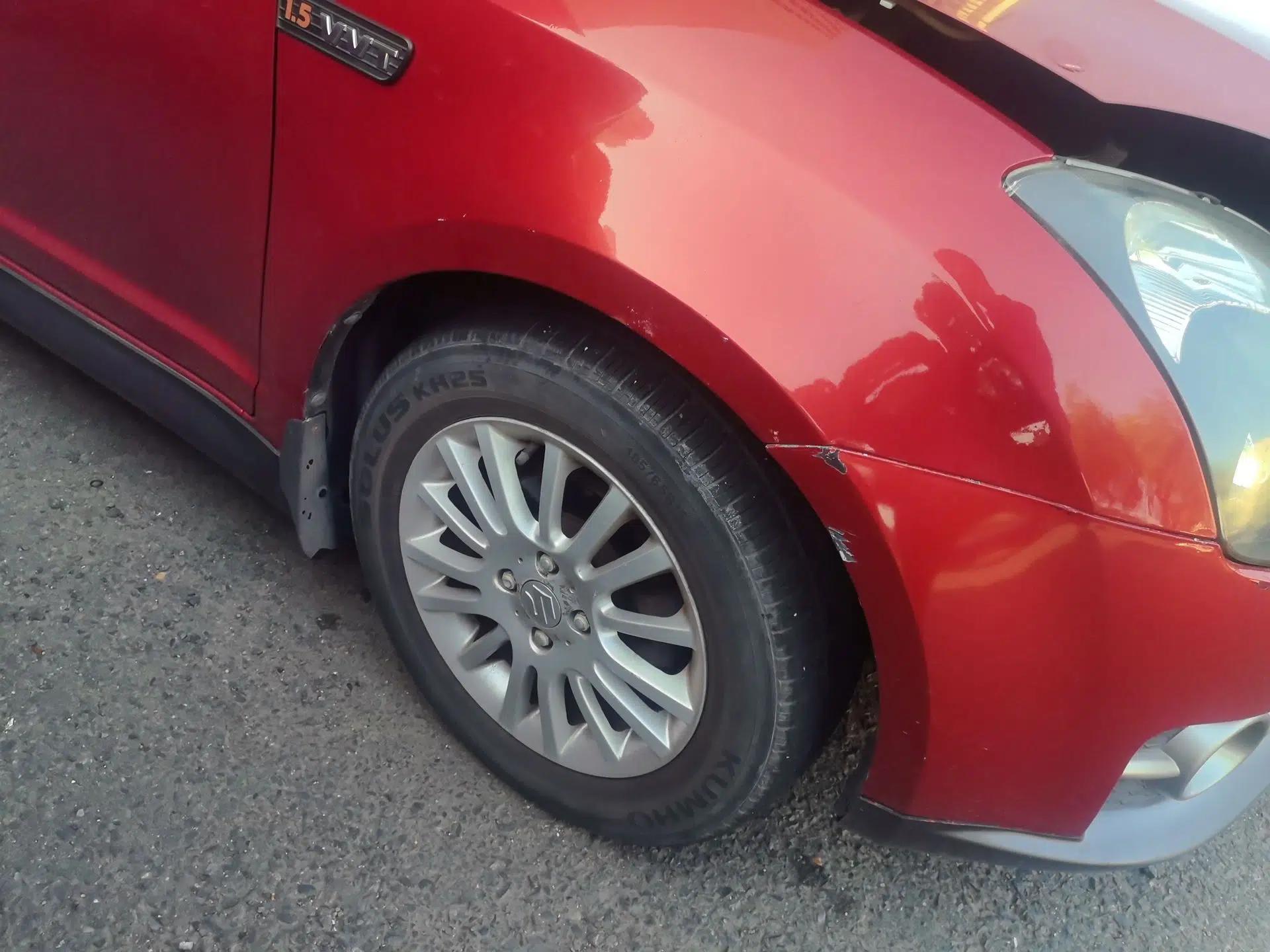 Suzuki Swift 2011 1.5L Manual Fashion Edition — миниатюра 8