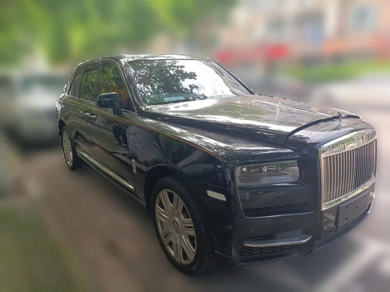 Rolls-Royce Cullinan 2020 Black Badge model — миниатюра 3