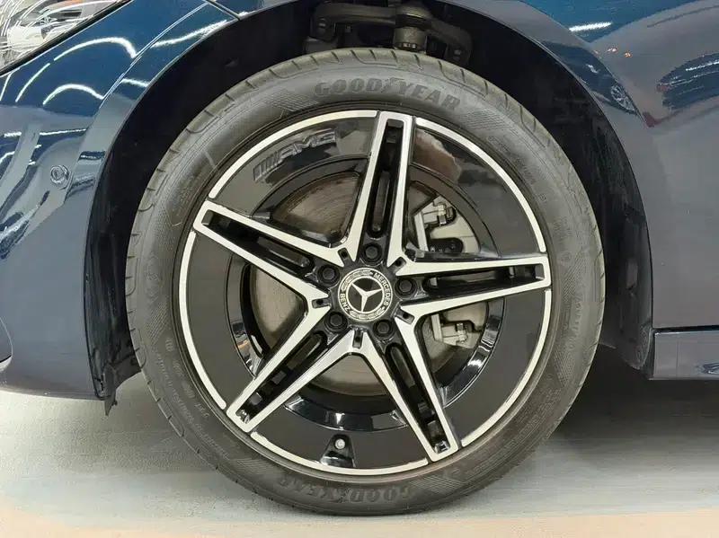 2023 Mercedes-Benz C-Class C 260 L Midnight Sport Edition — миниатюра 8