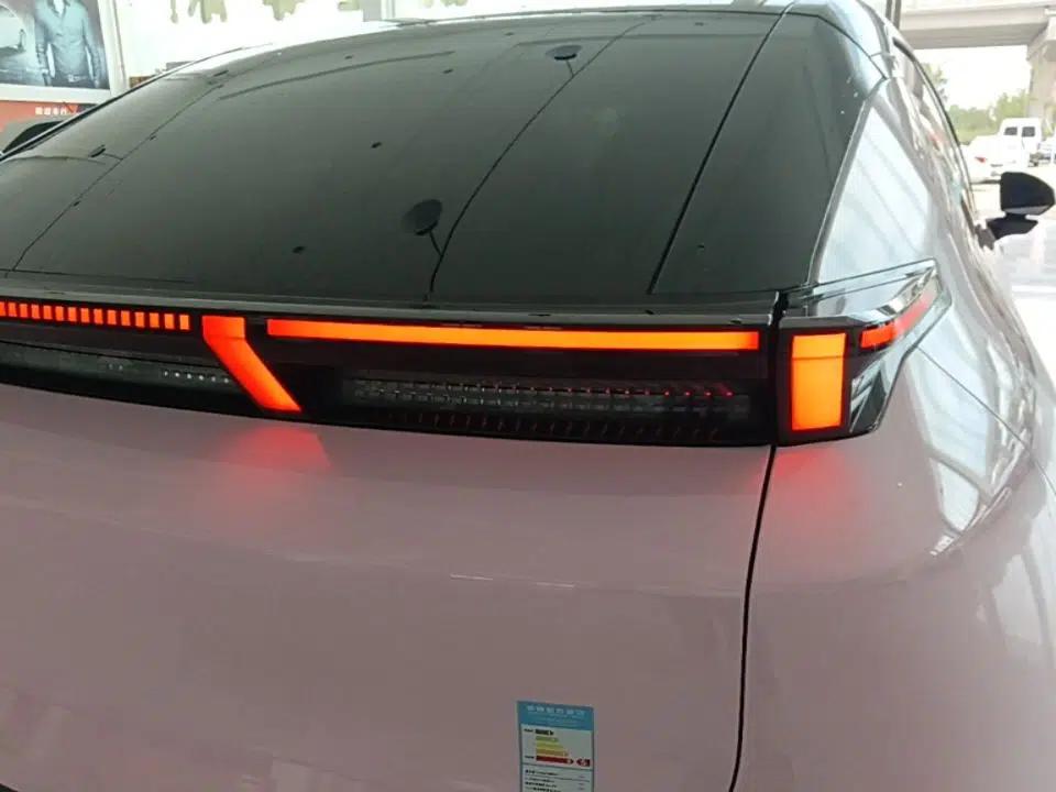 Lynk & Co Z20 2025 530 km Range Rear-Wheel Drive Max — миниатюра 9