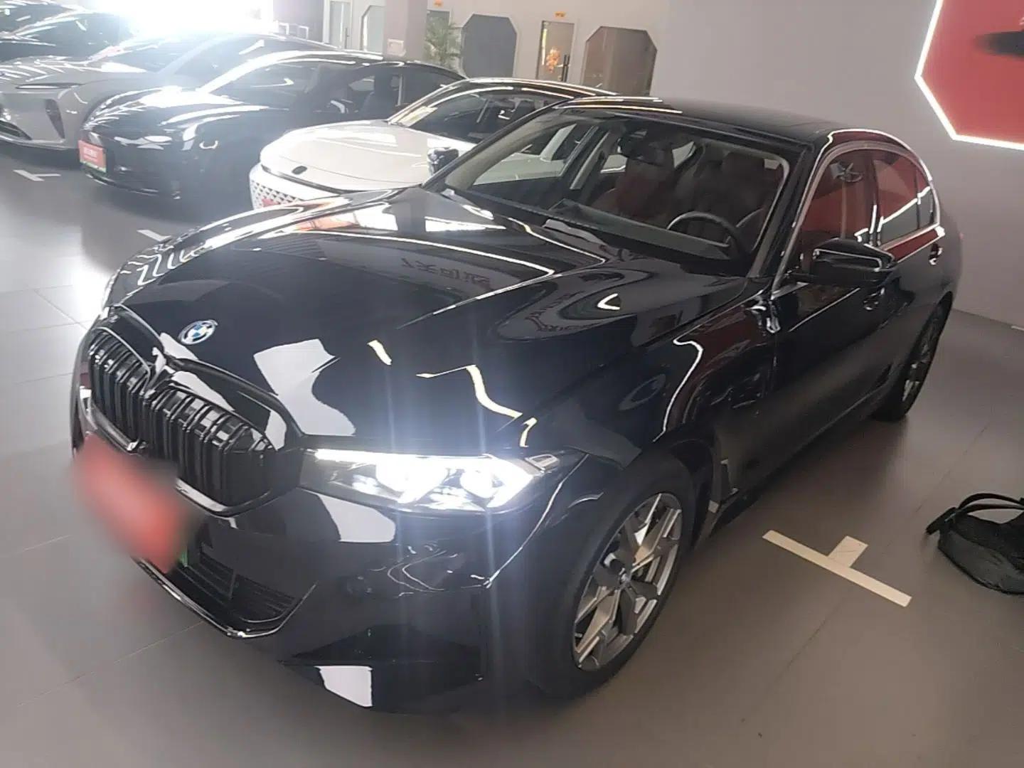 BMW i3 2022 eDrive 35 L — миниатюра 1