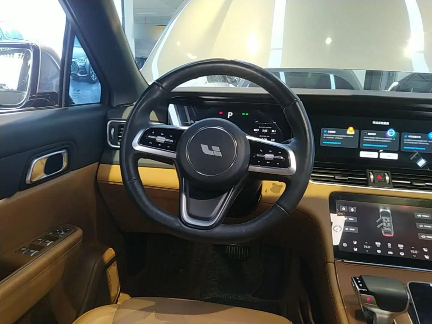 Li Auto ONE 2021 Extended-Range 6-Seater Version — миниатюра 13