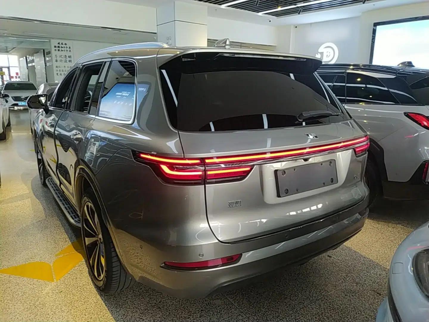 Li Auto ONE 2021 Extended-Range 6-Seater Version — миниатюра 4