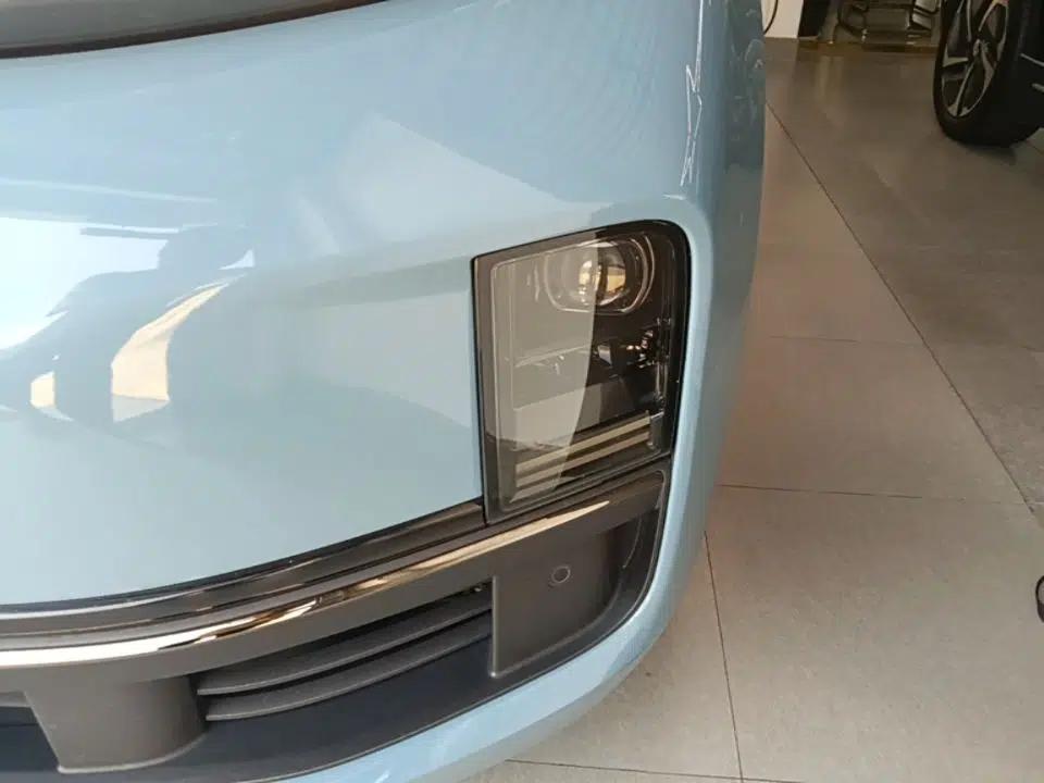 Li Auto L9 2022 Max model — миниатюра 8