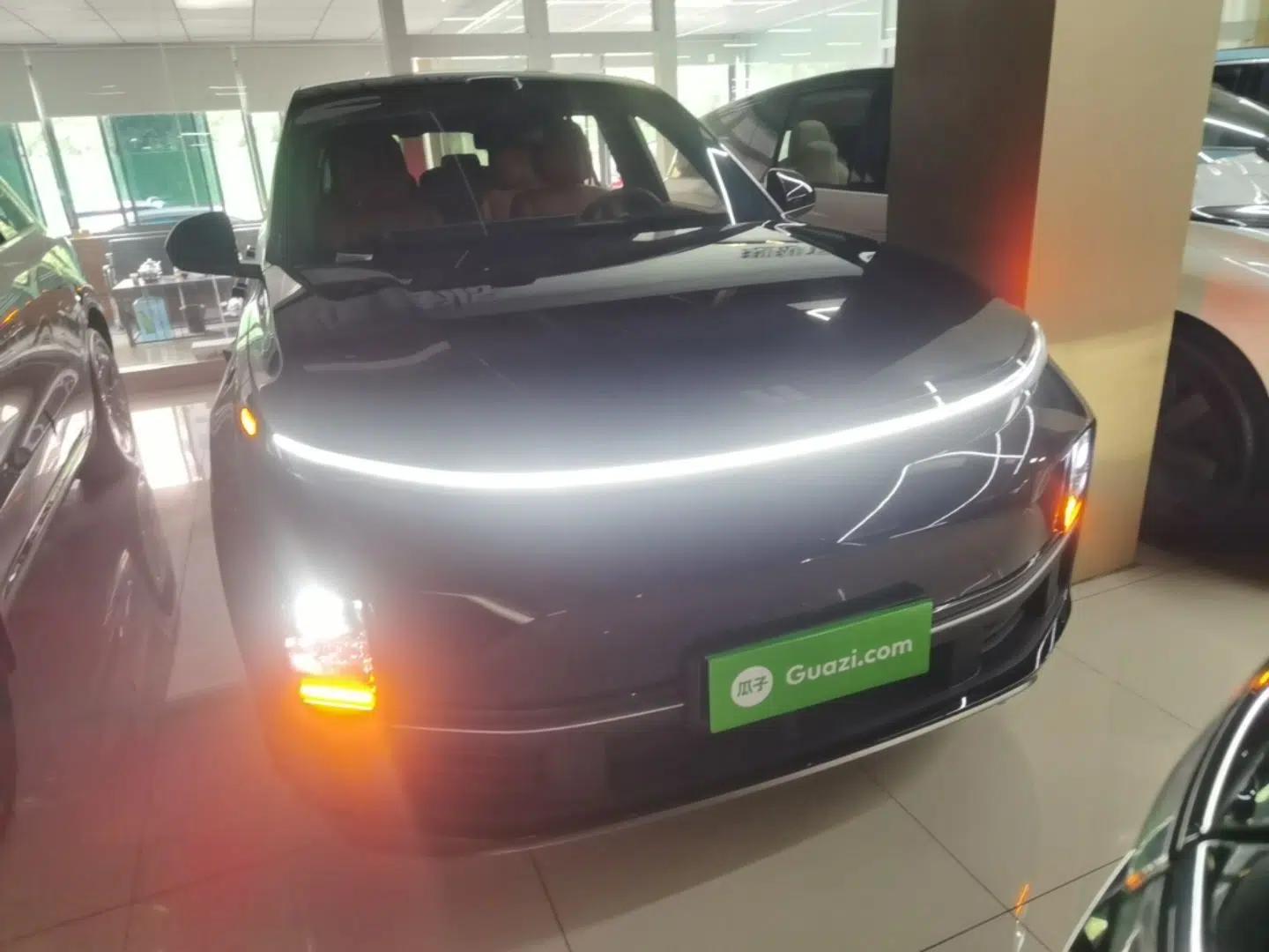 Li Auto L9 2025 Ultra Smart Refreshed Edition — миниатюра 2