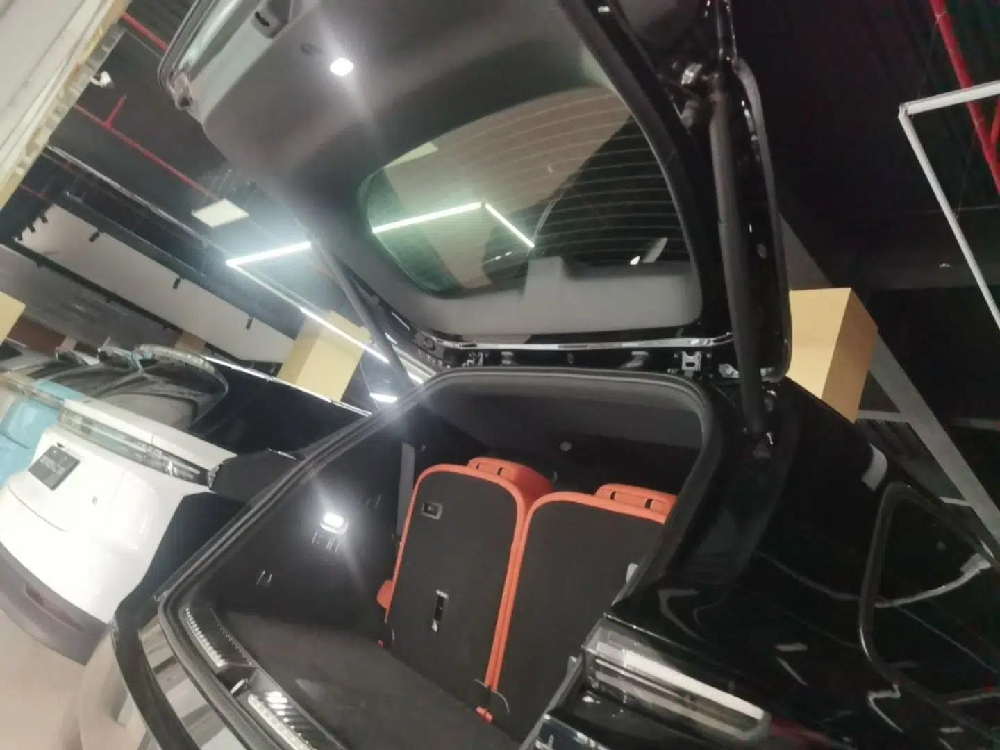 Li Auto L9 2025 Ultra Smart Refreshed Edition — миниатюра 22