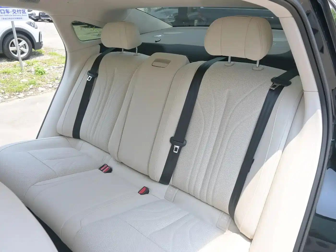 Voyah Chase Light L 2026 All-Wheel Drive Ultra — миниатюра 15