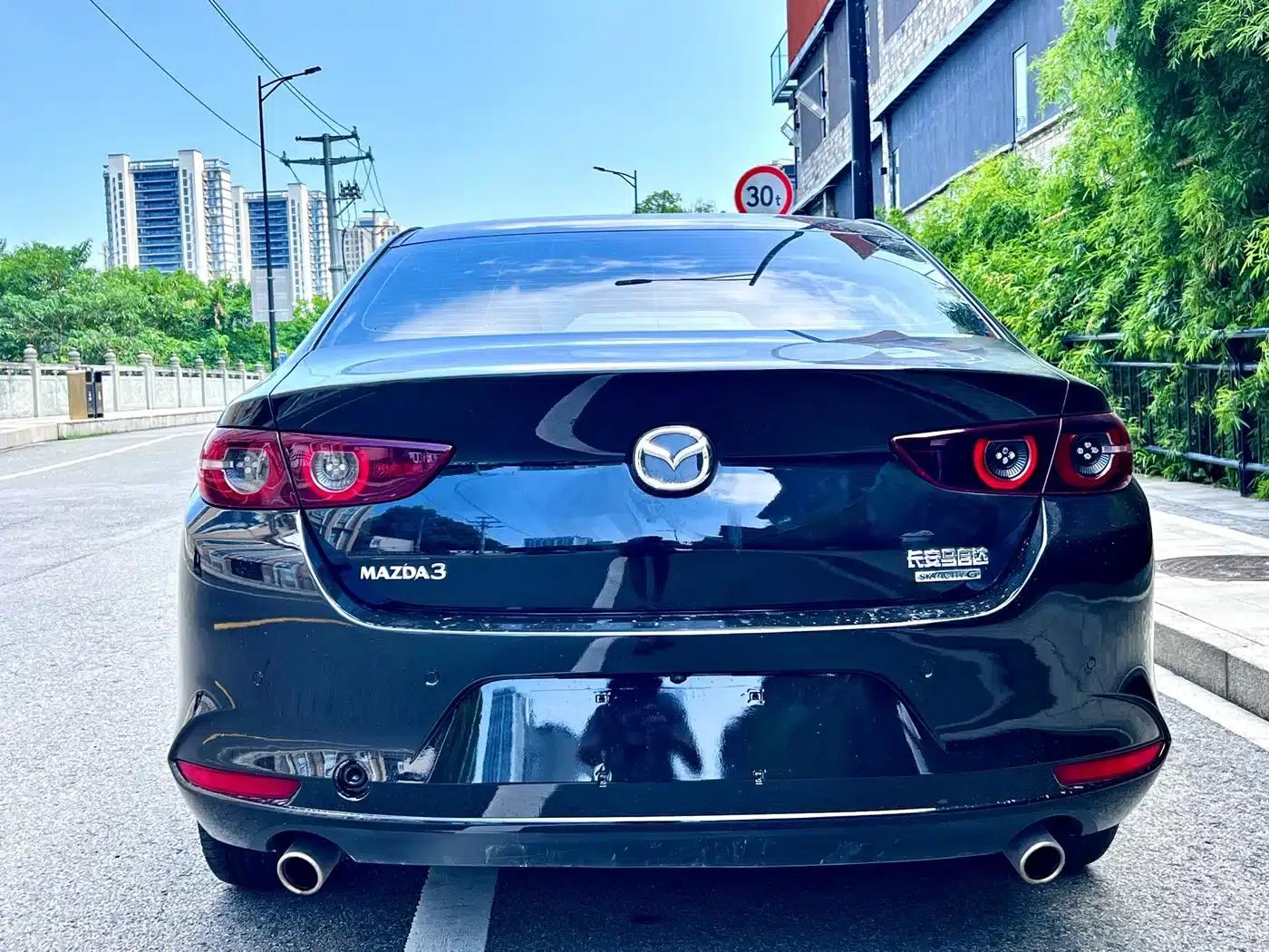 Mazda3 Axela 2023 2.0L Automatic Premium Edition — миниатюра 7