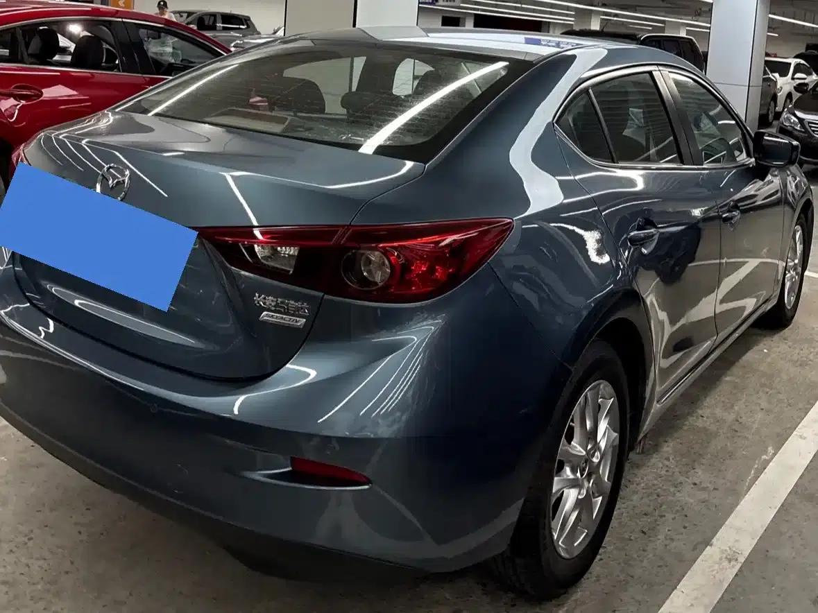 Mazda3 Axela 2016 Sedan 1.5L Automatic Luxury — миниатюра 4