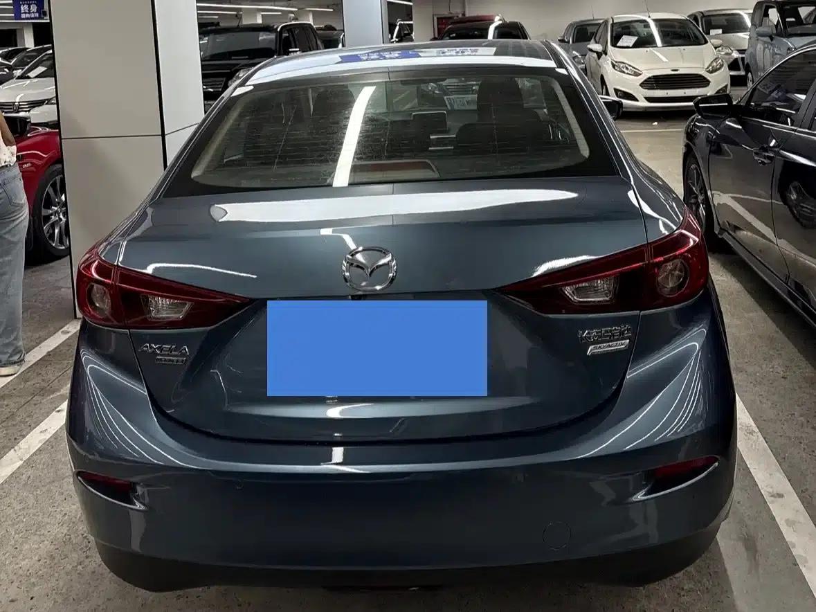 Mazda3 Axela 2016 Sedan 1.5L Automatic Luxury — миниатюра 5