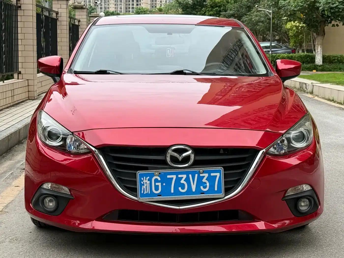 Mazda3 Axela 2014 Sedan 1.5L Automatic Luxury — миниатюра 2