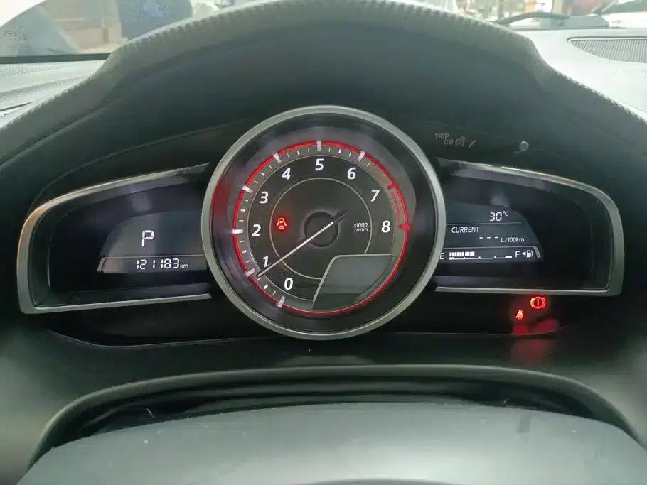 Mazda3 Axela 2016 Sedan 2.0L Automatic Flagship — миниатюра 14