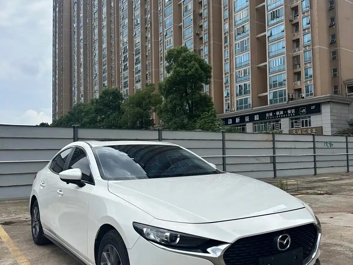 Mazda3 Axela 2020 1.5L Automatic Premium Edition — миниатюра 3