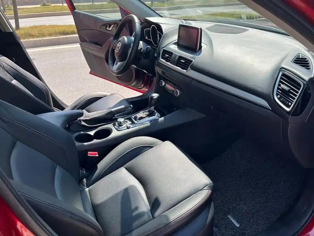 Mazda3 Axela 2014 Sedan 2.0L Automatic Flagship — миниатюра 5