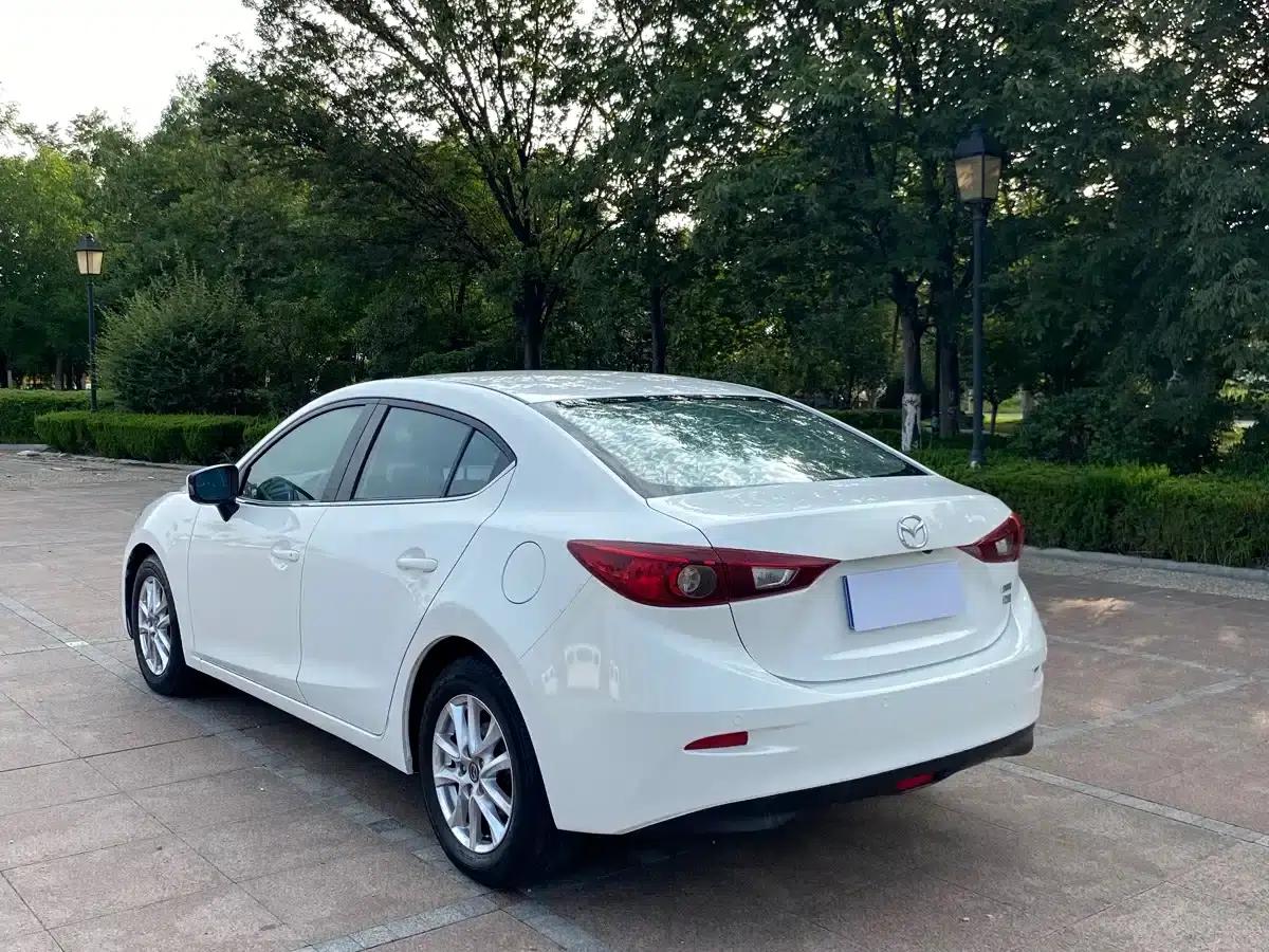 Mazda3 Axela 2016 Sedan 1.5L Manual Comfort — миниатюра 7