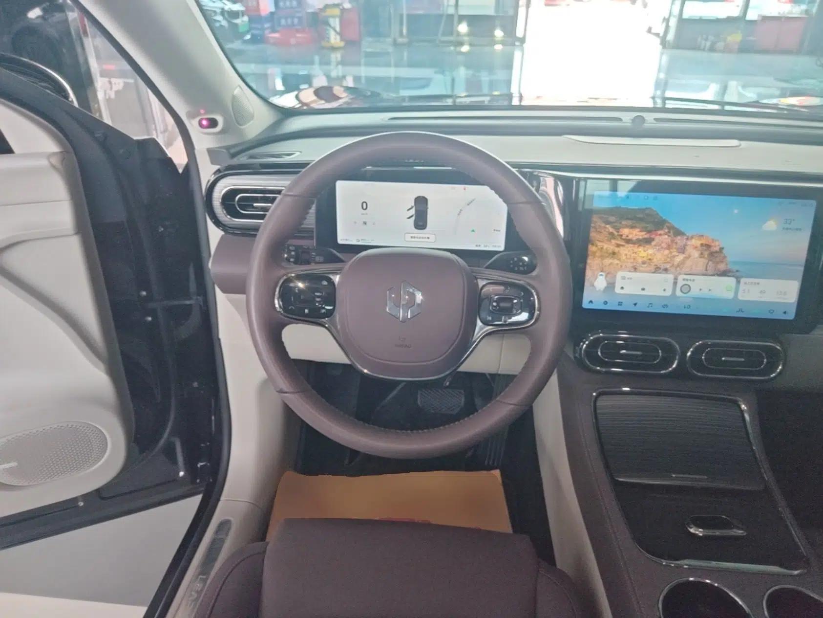 Leapmotor C11 2023 Pure Electric 500 Smart Edition — миниатюра 13